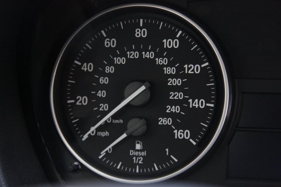  BMW 335d 2009 года  (фото 22 из 38)